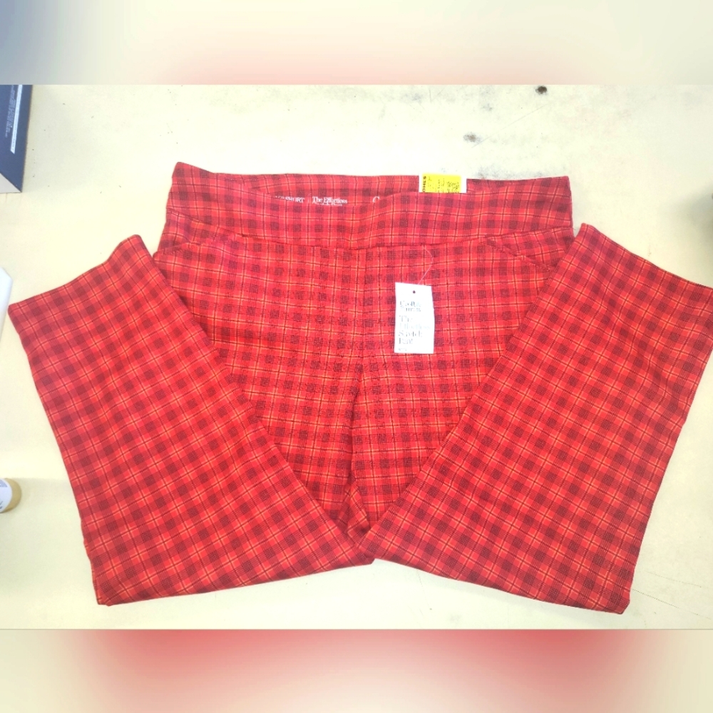 Croft & Barrow Red Plaid Straight Leg Petite Pant